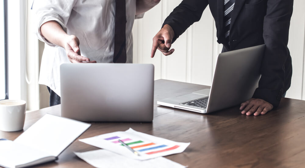 Town 'n' Country Shareholder Disputes Attorney